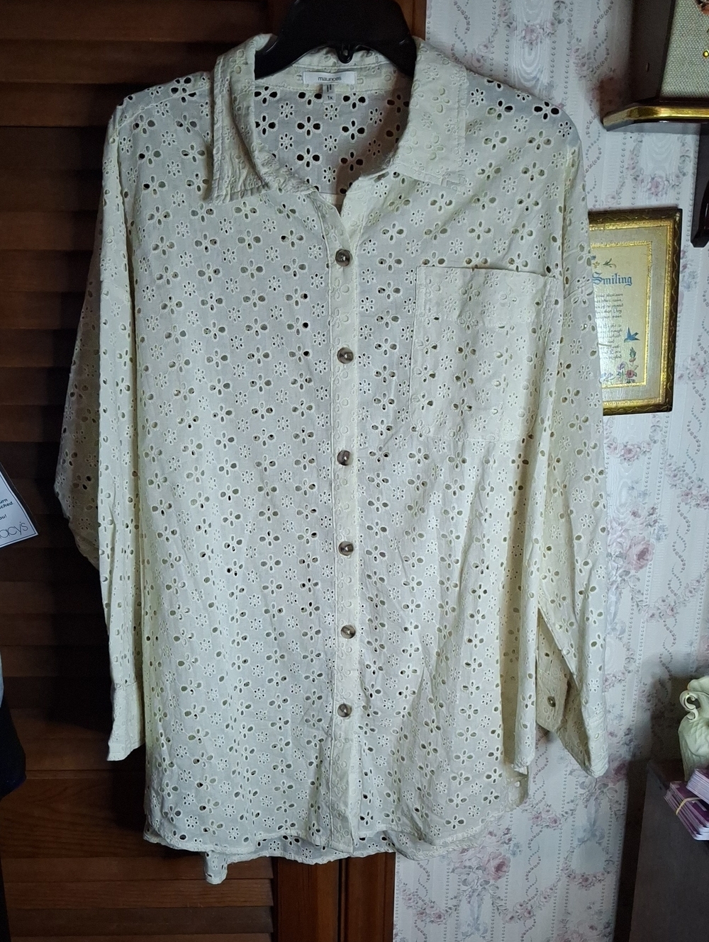 Maurices Cream Eyelet Button-Up Shirt XL
